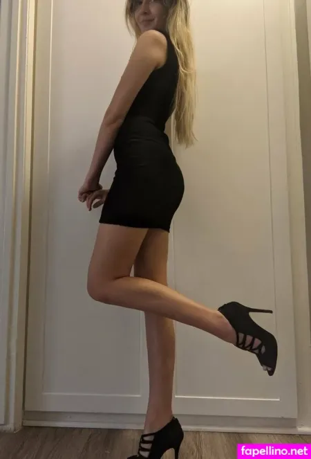 Kittenbellnsfw OnlyFans Thumbnail #p7KEEeyHcz