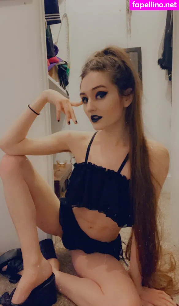 elaine arbor, kittencrusade, kittycrusaide, raccoonqueen__, wobfet Nude Leaked OnlyFans Photo #XkolMYTZT4