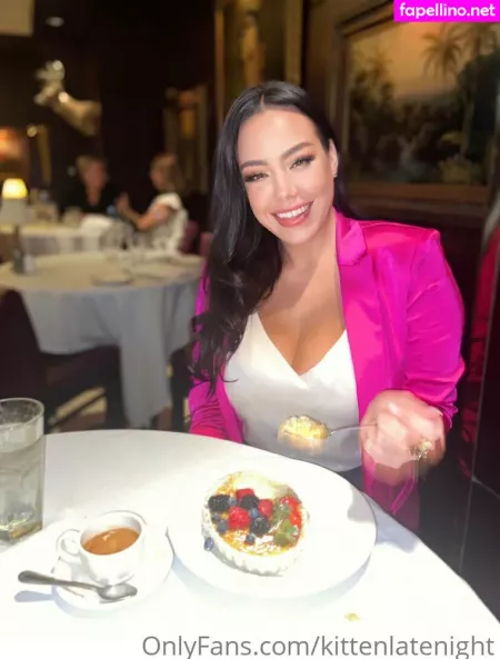 Kittenlatenight OnlyFans Thumbnail #XEQ4dnhAeg