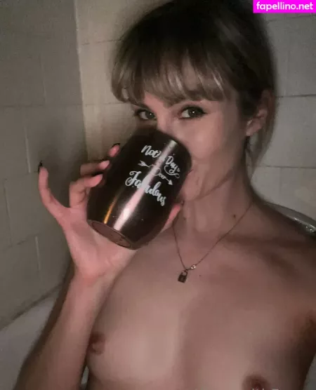 Kittenwithfangsfree OnlyFans Thumbnail #Zu5IuVlQP4