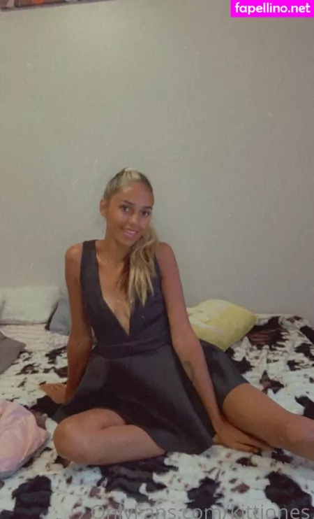 Kittjones OnlyFans Thumbnail #e7oBsOYe2n