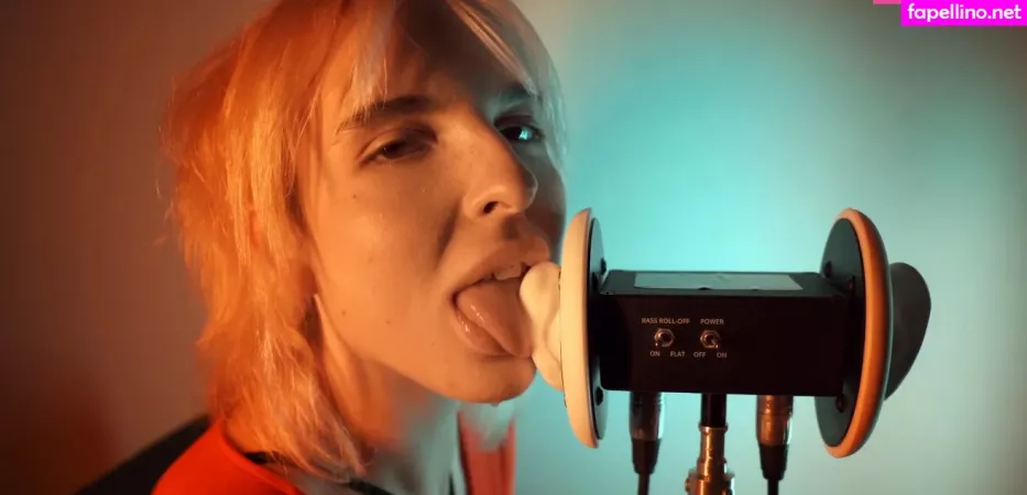 Kitty Cat Helza OnlyFans Thumbnail #1CaRRNumKU