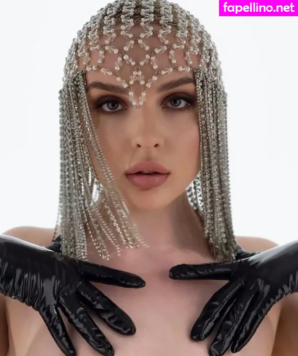 The SoundsGirls, helzaglass, hlzkittycat Nude Leaked OnlyFans Photo #P6NYMSmata