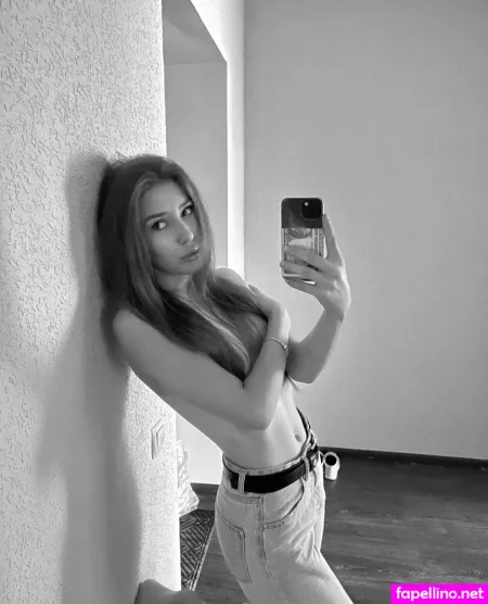 Kitty Di OnlyFans Thumbnail #xvzdQ2a8Lo