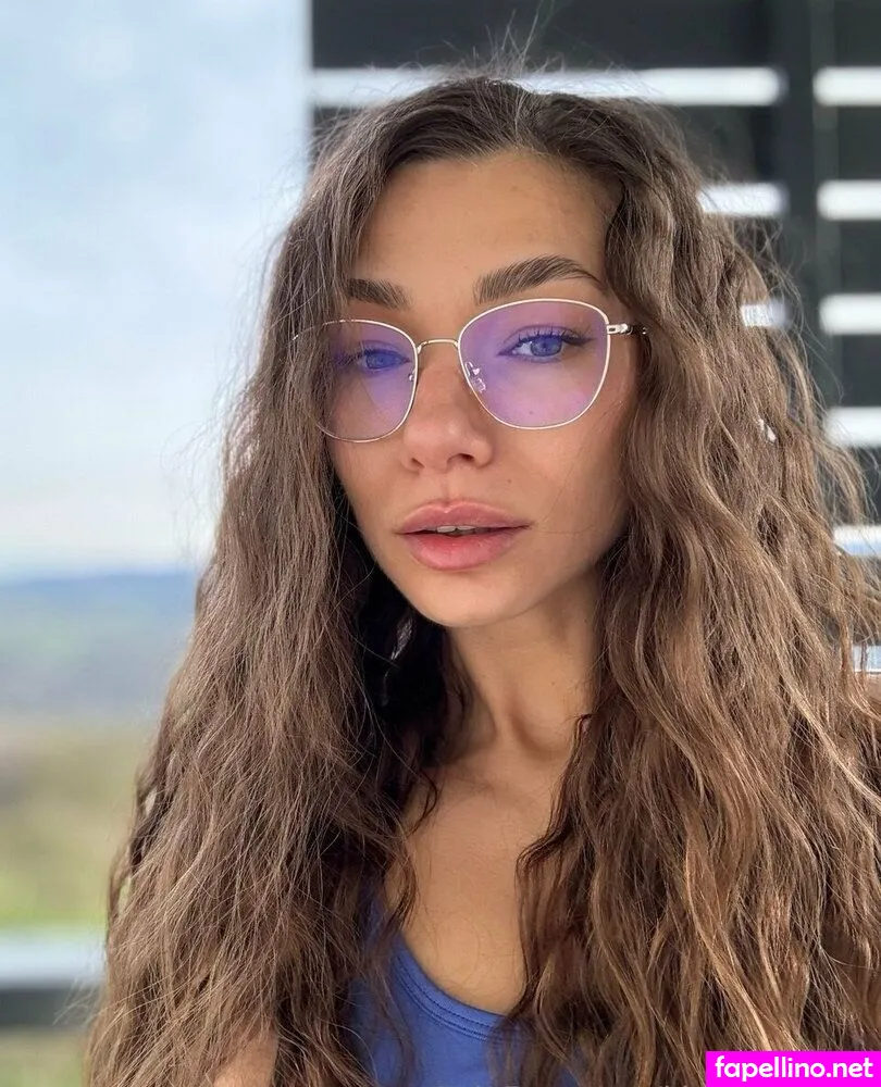 kitty_dreams, kuwa_broken Nude Leaked OnlyFans Photo #v3yl3xZWX9