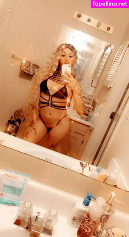 Kitty Hung OnlyFans Thumbnail #q01cWy5eUm