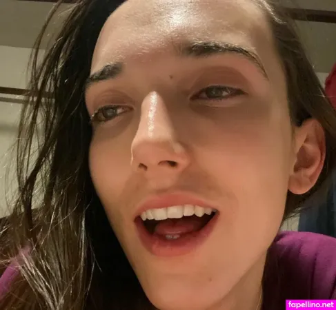 Kitty Kimz OnlyFans Thumbnail #3vAaWIUpd7