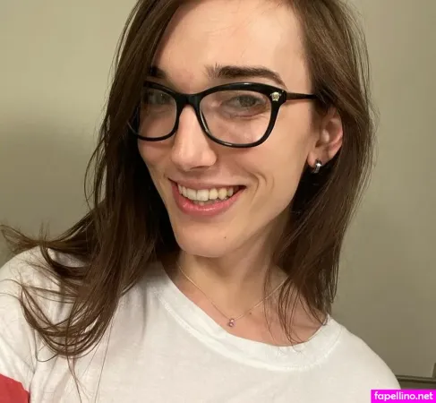 Kitty Kimz OnlyFans Thumbnail #GmWYLytL53