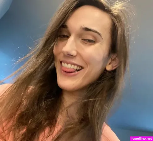 Kitty Kimz OnlyFans Thumbnail #iWnNdmJJpF