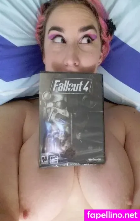 Kitty Leroux OnlyFans Thumbnail #a3IhCDdMD7