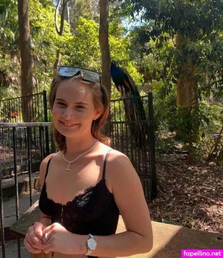 Kitty Liz OnlyFans Thumbnail #Pv0KllUQO6