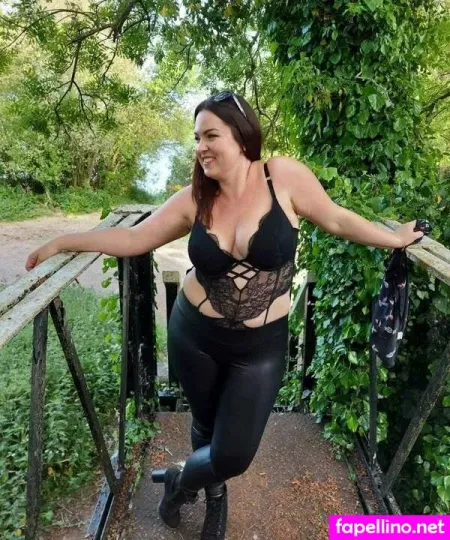 Kitty Lou OnlyFans Thumbnail #ZLrfgQR9FL