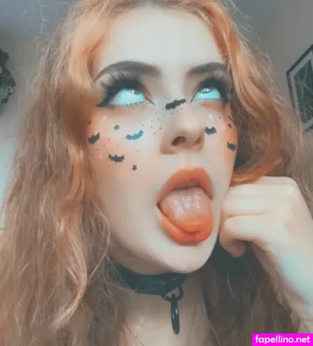 Kitty Lynd OnlyFans Thumbnail #ehYA85eobd