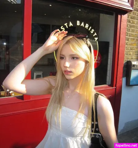 Kitty Mae OnlyFans Thumbnail #YWy54kbB3j