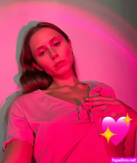 Kitty Marlow OnlyFans Thumbnail #cvwMT0Kn9W