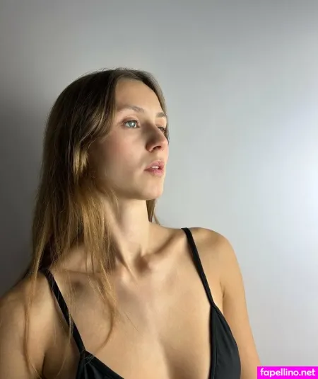 Kitty Marlow OnlyFans Thumbnail #zzGt1IGfvz