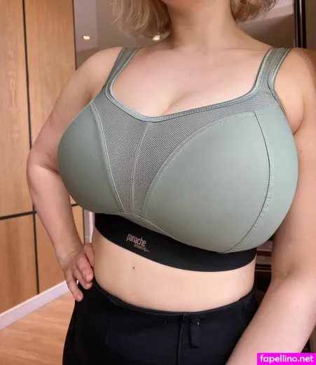 Kitty Orlova OnlyFans Thumbnail #f9WQvdEn6T