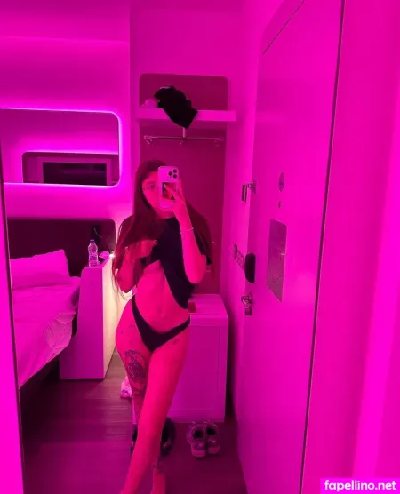 Kitty Vallery OnlyFans Thumbnail #0W9l5JuIWT