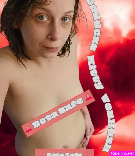 Kitty Vonkush69 OnlyFans Thumbnail #e46D4XQMG3