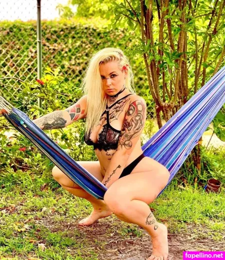 Kittydagoat OnlyFans Thumbnail #O9q9XiEfKL