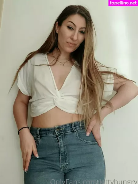 Kittyhungry OnlyFans Thumbnail #xsRGESPs6D