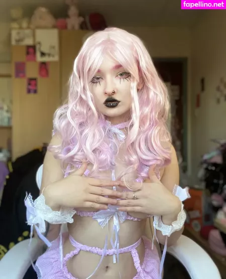 Kittykatsparrow OnlyFans Thumbnail #jTpE3BcfYq