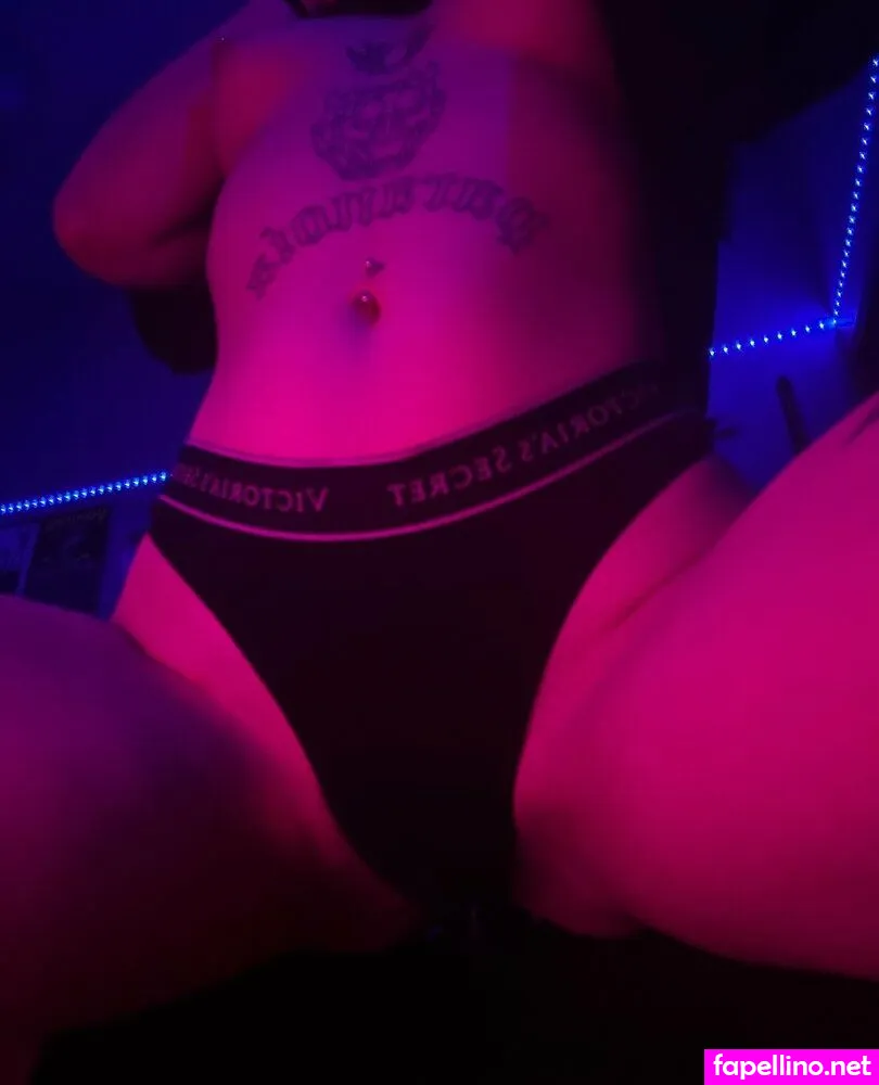 kittykween66, savage.kitty666 Nude Leaked OnlyFans Photo #a2I5RpRTx7