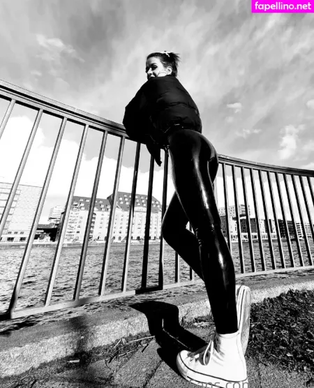 Kittylou OnlyFans Thumbnail #KxZ0Su2zHb