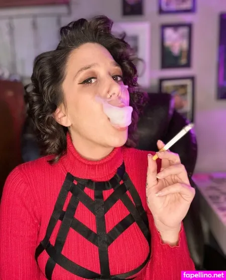 Kittylynnsmokes2 OnlyFans Thumbnail #a8JhNFuJuc