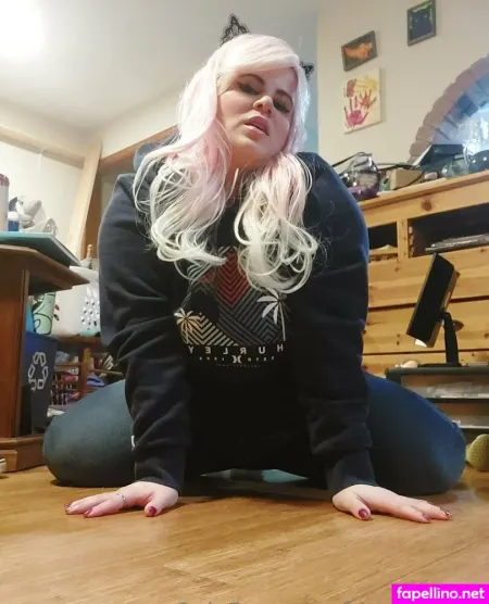 Kittymine69 OnlyFans Thumbnail #BMwKNRKlOb