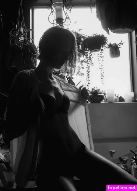 Kittyminou OnlyFans Thumbnail #vxmP3ynWw8