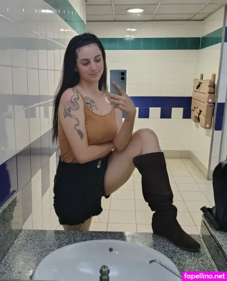 Kittypie1 OnlyFans Thumbnail #4d1AEV8aES