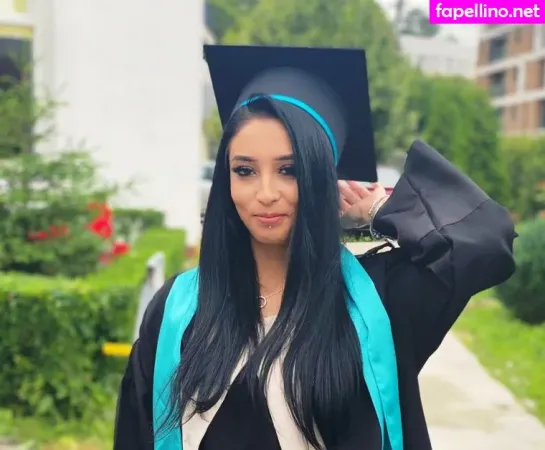 Kittyrave21 OnlyFans Thumbnail #v3IXmNafT8