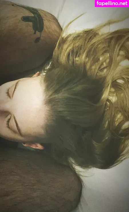 Kiwi Y Coco OnlyFans Thumbnail #7kO7d5gtD1