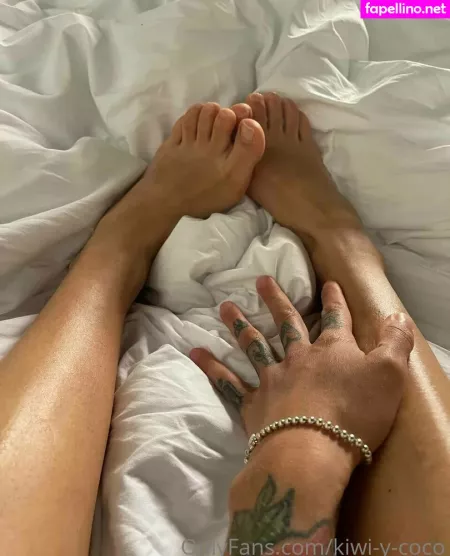 Kiwi Y Coco OnlyFans Thumbnail #F7QwSyx6Lg