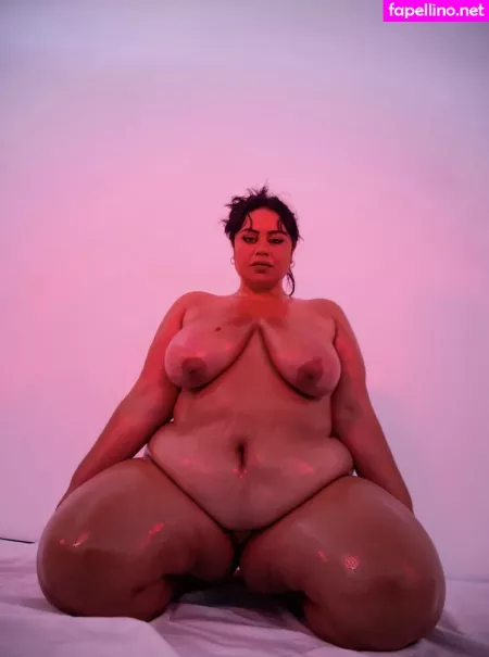 Kiwibbw OnlyFans Thumbnail #UyMG8Wb5Qy