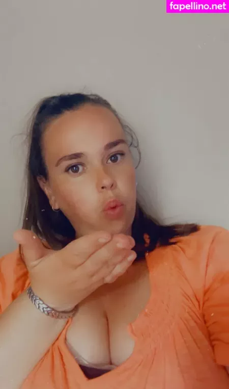 Kiwifree OnlyFans Thumbnail #BdZYfWJMlF