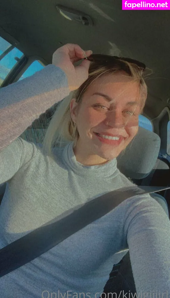 glocastellar, kiwigiiiirl Nude Leaked OnlyFans Photo #AXJM4ckA0w