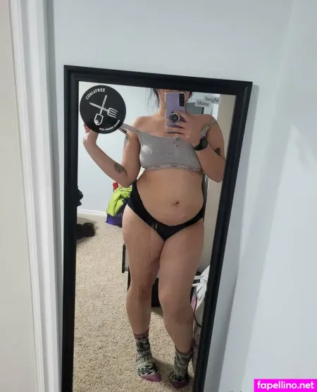 Kiwiisbored OnlyFans Thumbnail #AkEv0nRUNc