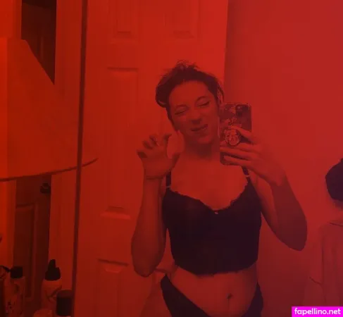 Kiwikillsmee OnlyFans Thumbnail #U2Y6UmINhw