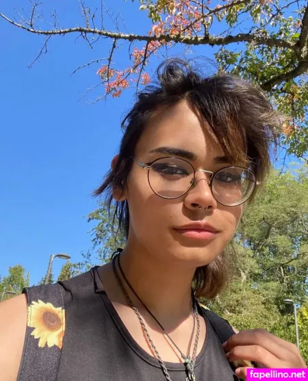 Kiyana Vi OnlyFans Thumbnail #eBuZ6FRLGr