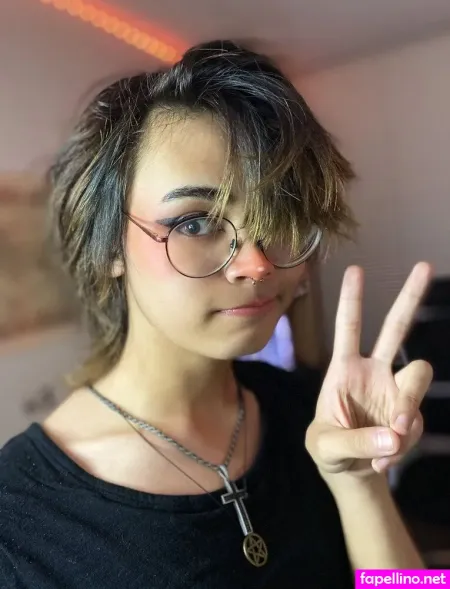 Kiyana Vi OnlyFans Thumbnail #xE4Xds525Q