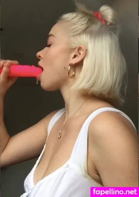 Kizzyrain 1 OnlyFans Thumbnail #X1Ep9YauXj