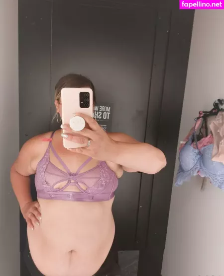 Kjara0401 OnlyFans Thumbnail #7IHOBJiP09