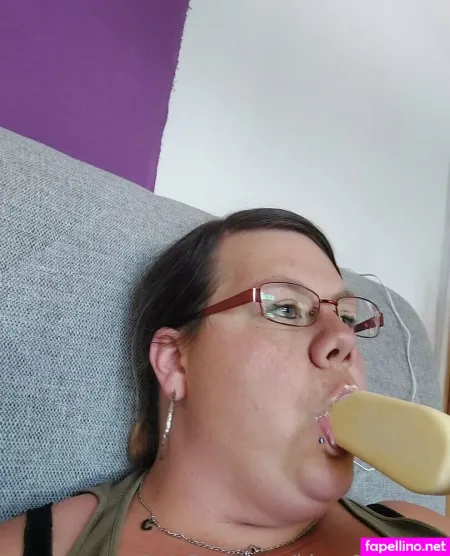 Kjara0401free OnlyFans Thumbnail #9UH7hvX5K1