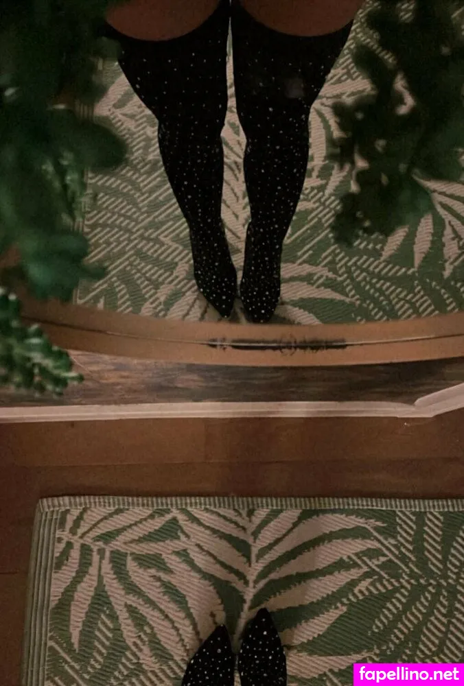 kj.fqq, kjfeetqueen Nude Leaked OnlyFans Photo #4DLI7ILkf0