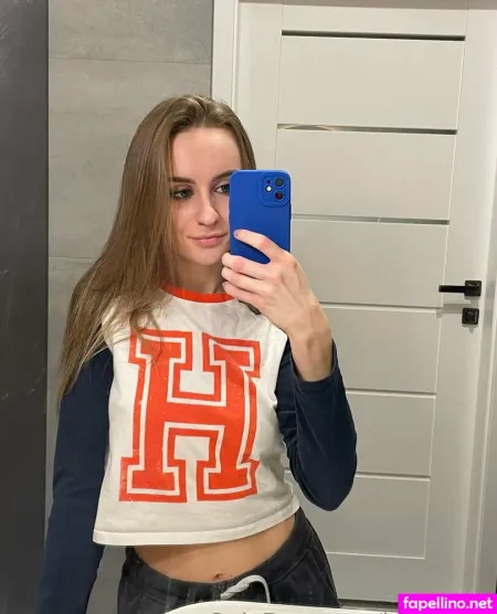 Kkassaria OnlyFans Thumbnail #80rVK3eaX8