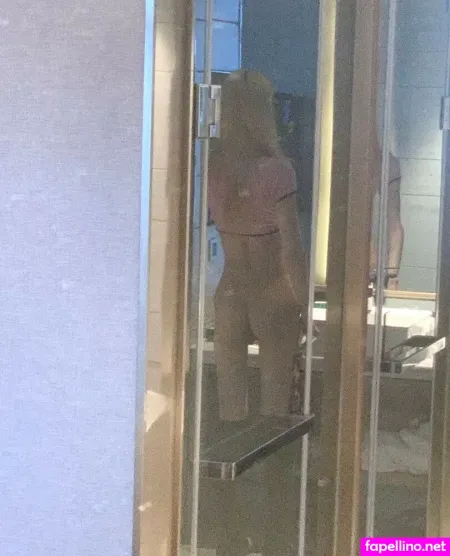 Kkkkkele OnlyFans Thumbnail #qg2EHzK4Fk