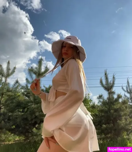 Kkriskissd OnlyFans Thumbnail #qA2YT0KVsk