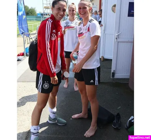 Klara Bhl OnlyFans Thumbnail #1c5oxaGtLf